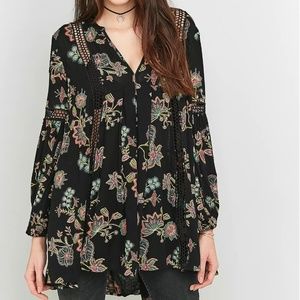Free People Just the Two of Us Floral Black Tunic Top Sz Small